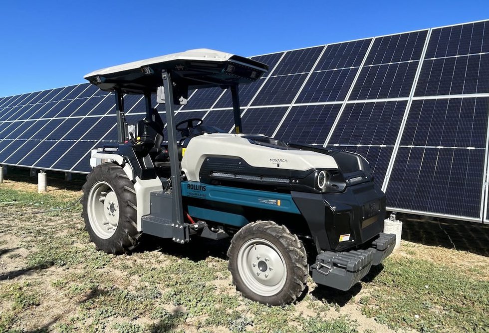 rollins-autonomous-vineyard-electric-tractor